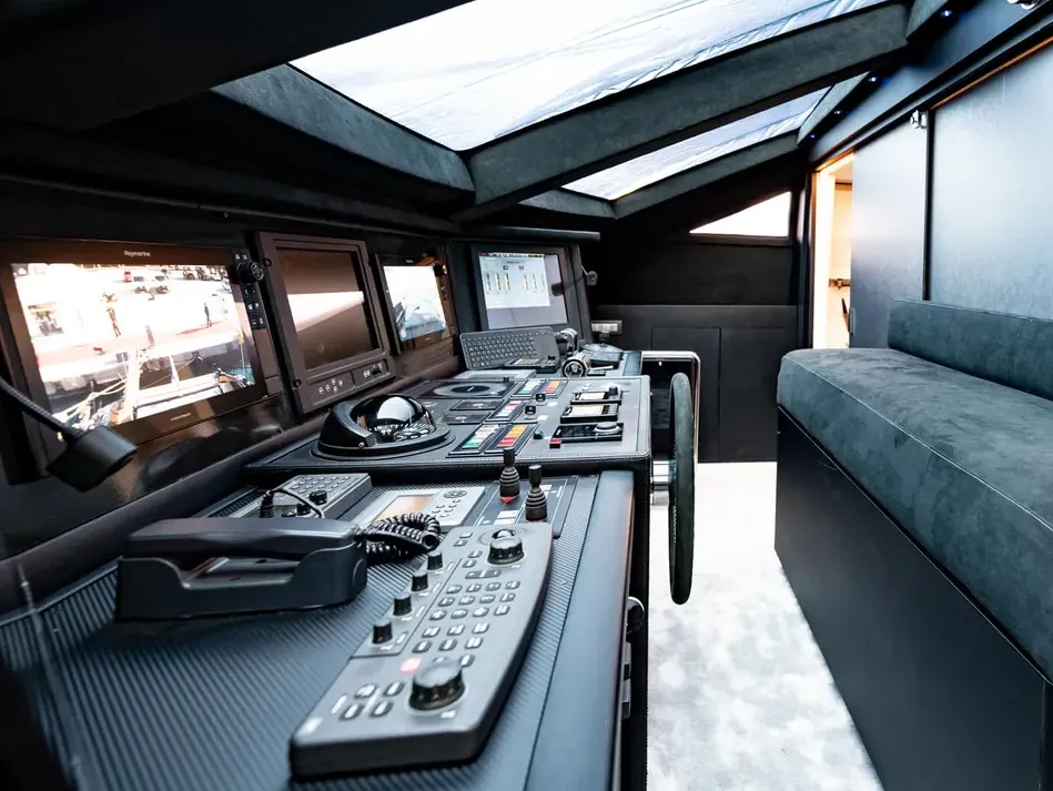 Wheelhouse_Navigation_7